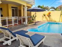 Spacious Villa Grand Baie with Pool - B&B Grand Baie