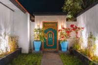 Villa Xxtra - Luxury 4BR Villa - Sauna, Bar & Cold Plunge - B&B Seminyak