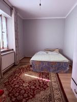 Гостевой дом с бассейном - B&B Biškek