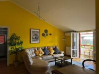 Yellow House - Bed and Breakfast Teramo