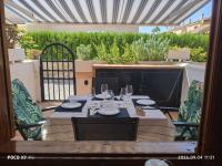 Casa Familiar, adosado bungalow 3 plantas - Bed and Breakfast Santa Pola