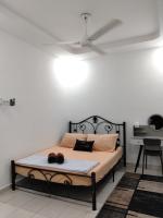 AzHomes AG - B&B Kampung Jelatang
