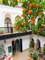 Riad ABBASSIA Marrakech Première - Authentic Medina Experience - B&B Marrakech