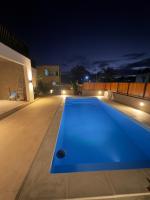Apartment mit Poolblick