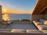 Panoramic Sea View Apartment Opatija with Jacuzzi - Chambres d'hôtes Opatija