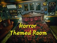 Zimmer mit Kingsize-Bett