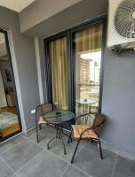 The V Apartment 2 - B&B Skopje