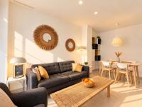 01 Ninomad Admare Beachside Daimús - B&B Daimús