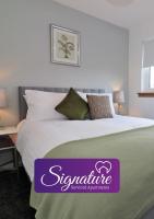 Signature - Moore View - B&B Hamilton