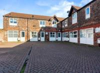 Luton Grove - B&B Liverpool
