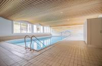 Rehwiesa A11 by Arosa Vacations, Direkt vor der Skipiste & mit Pool - B&B Arosa