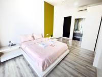 Mosaic Southkey 1 bedroom Mid Valley by GDRAGON HomeStay - Bed and Breakfast Johor Bahru
