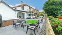 Bagend Sleeps 14 Hot Tub Balcony Ping Pong - Ferienwohnung Croyde
