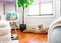 The Breakfast Club Suite - KingBed& AC - Patio - UG Park - B&B Edmonton