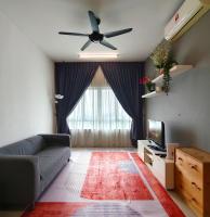 Savanna Executive Suites at Southville by D'KAY HOMES, Pool with Slide - Bed and Breakfast Kampung Dengkil