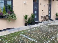 Appartamenti Madama, nuovi appartamenti con parcheggio privato - Chambres d'hôtes Turin