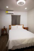 The Ambassador's Terrace - Ferienwohnung Belize City