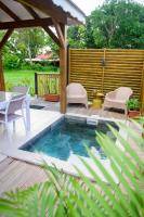 O'tantik Lodge Acomat Pointe-Noire avec bassin privé - Ferienwohnung Pointe-Noire