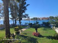 Top floor on villa, 3' from center, by the sea! Host is Efi Kwsta - B&B Preveza