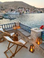 Halki Sea Breeze - a waterfront villa - Ferienwohnung Chalkeío
