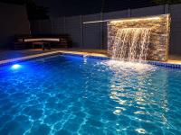 5star check in Pool Access 1BR luxury Kempton Park - B&B Kempton Park