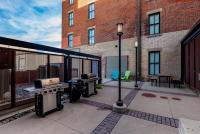 The Brick & Beam, Boutique Downtown Loft - B&B Des Moines