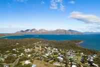 Aperture - 3-bedrooms house with Stunning Views framing your Escape! - B&B Coles Bay