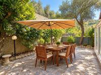 Intero appartamento con posto auto e giardino esterno - B&B Celle Ligure