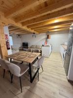 Apartamentos Cillaperlata - B&B El Barrio de Abajo