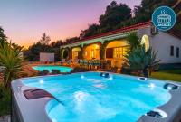 Villa Monchique Royal - Piscina aquecível e jacuzzi - Chambres d'hôtes Monchique