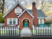 Cottage for 12, Close to Ark, Private Parking, 4BR - B&B Williamstown