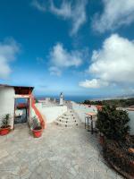 Casa in The Clouds - B&B Genovés