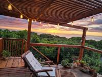 Ocean Whisper Cottage, Sunset, Sizzle and Rest - B&B Wilderness