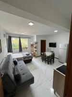 Studio Apartment with Queen Bed