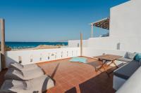 Superior Apartment Garden and Sea View 