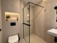 Camera Doppia con Letti Singoli con Bagno