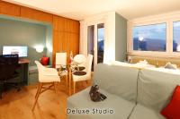 Deluxe Studio