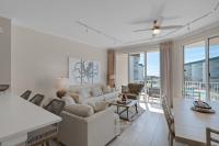 Bright Gulf-view condo with balcony pool seasonal beach service & pickleball - Chambres d'hôtes Santa Rosa Beach