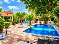 Magnifique villa avec piscine à Mbour - B&B Mbour