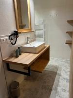 One-Bedroom Standard Apartment