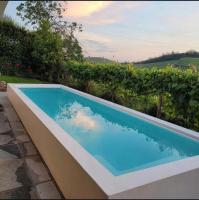 Villa Laura AGRITURISMO & WINE RESORT - B&B Castellinaldo