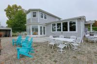 Grasonville Home w/ Private Pool on the Water - B&B Grasonville