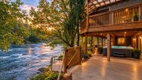 Tranquil Riverfront Retreat - B&B Washougal