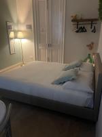 Chagall Chardonnay a 50 mt da piazza Alfieri - B&B Asti