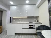 Appartamento Monolocale con Letto Queen-Size
