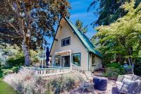 Leisure Lakehouse - B&B Lacey