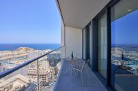 Chic 16th-Floor Apartment with Stunning Sea Views - Ferienwohnung St. Julian's