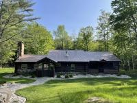 Minerva's Log Cabin Gem - B&B Minerva