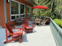 Triton Treasure - B&B Brinnon