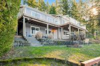 Treasure Island Escape - B&B Allyn